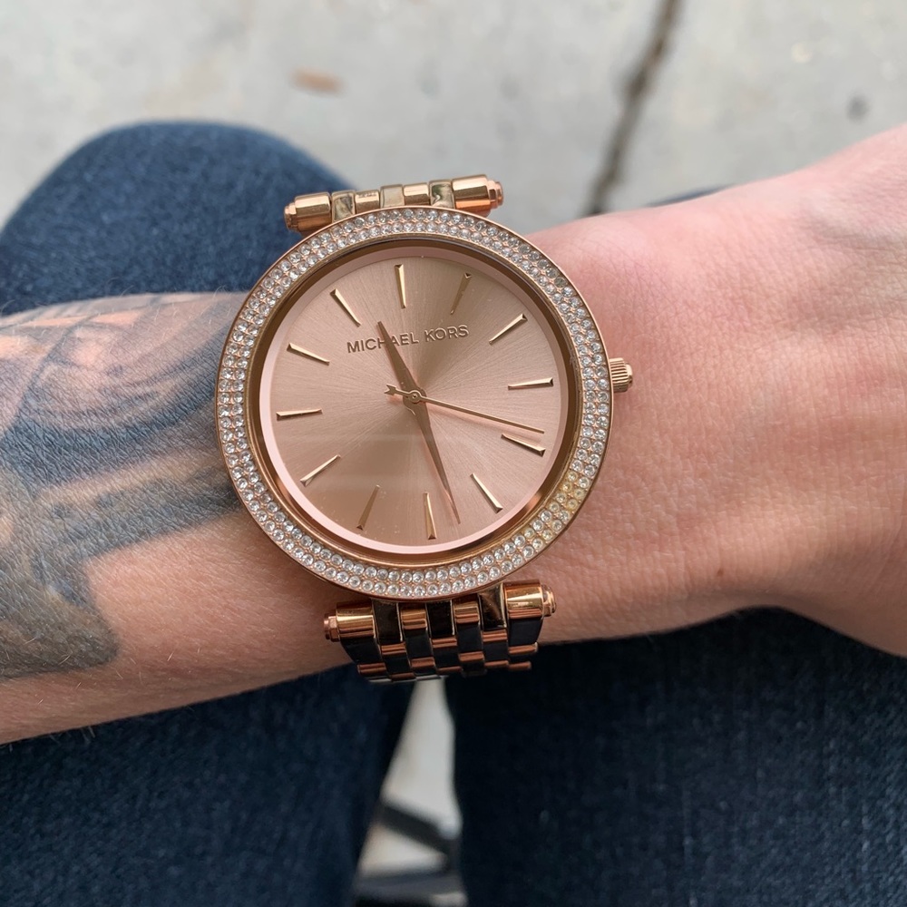 Michael Kors watch - Picture 2 of 4